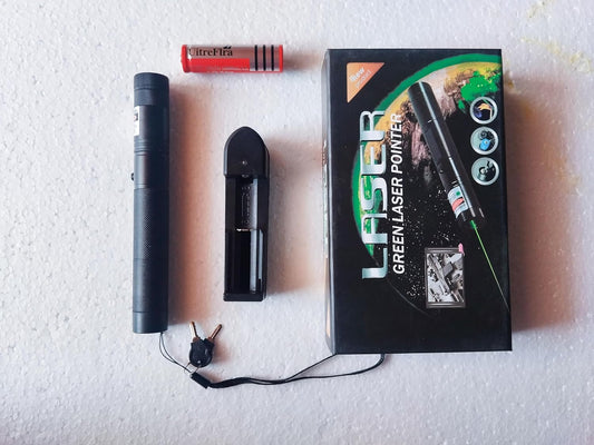 Multi purpose Laser Light Powerful 1000MW Rechargeable Green Laser Pointer Pen for Kids to Play, 2000 Metres Laser Pointer High Power Pen (big laser light)