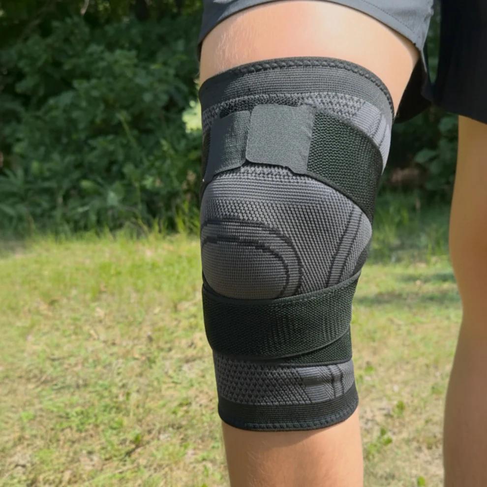 Easy mart’s Knee Sleeve/Support