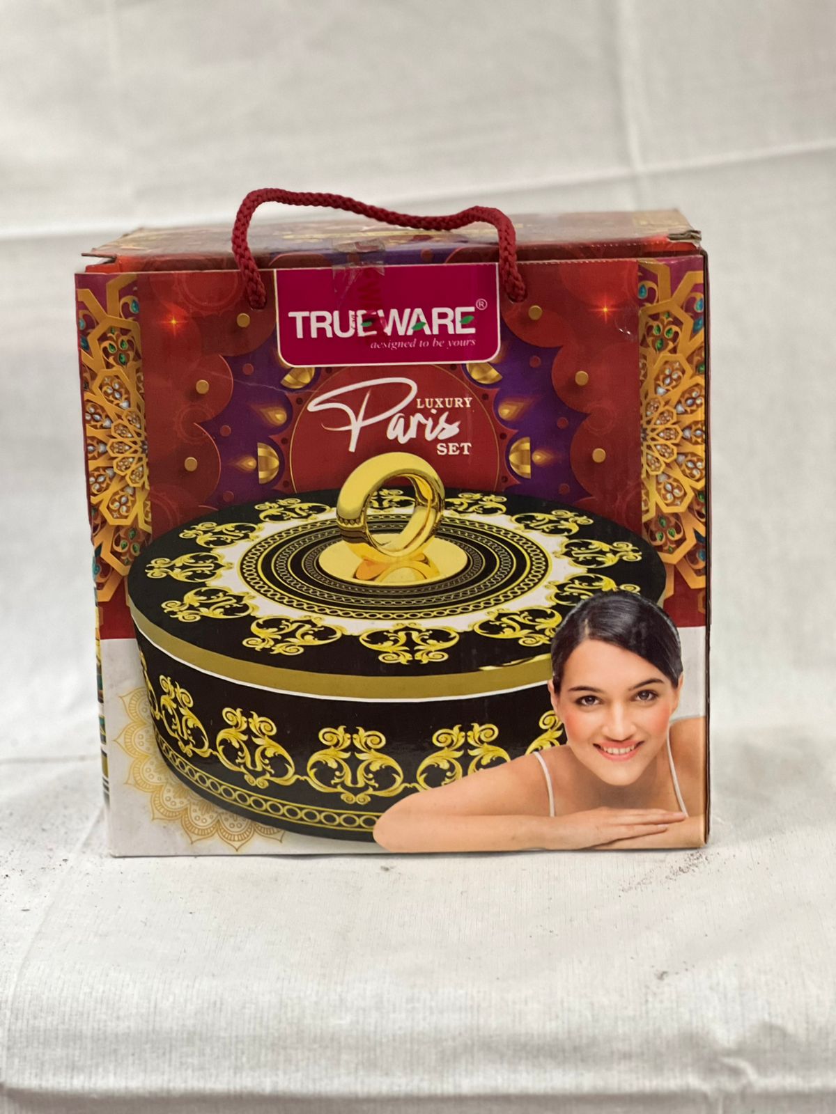 Elegant Black & Gold Round Decorative Box with Ornate Detailing